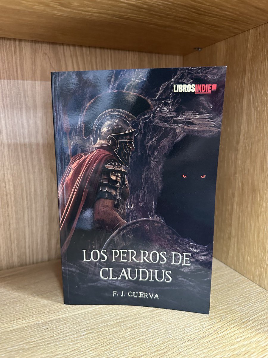 @Antbustra 📖 'Los perros de Claudius'
✍🏻 <a href="/FJCuerva/">FJCuerva 🖋</a> 
#NuevosAutores