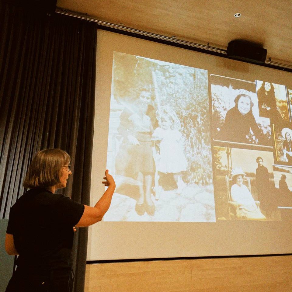 Podeu seguir la jornada d'avui en directe en streaming al següent enllaç ➡️ upf.edu/web/rainfilmfe…

🌧️ <a href="/comunicacioUPF/">Comunicació UPF</a> | <a href="/UPFBarcelona/">UPF Barcelona</a> | <a href="/SonarFestival/">Sónar</a> | <a href="/sonarplusd/">Sónar+D</a> | <a href="/barcelona_cat/">Barcelona</a> | <a href="/gencat/">Generalitat de Catalunya</a> | @cececebe

#RAINfilmfest #aicinema