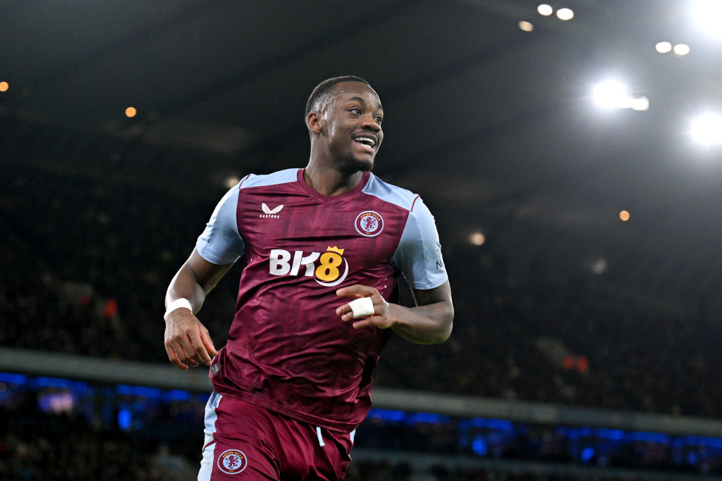 FabrizioRomano's tweet photo. 🚨🔵 Negotiations between Chelsea and Aston Villa for Jhon Duran are ongoing, after initial contact when Villa asked for Conor Gallagher.

Duran wants Chelsea, he's giving them priority over Italian clubs; understand terms of his potential contract are already being discussed. https://t.co/JE2bphU8z6