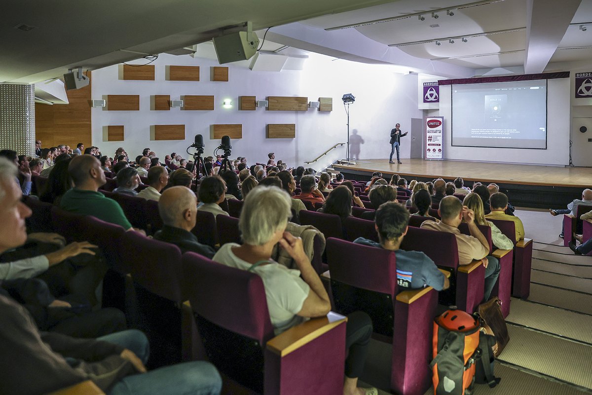 #SIGNAUX24 | Le replay est disponible !📽

Retour sur la conférence des grandes #tendances de l'#innovation technologique et #numérique qui s'est tenue ce lundi 10 juin à l'Athénée !

📌 Retrouvez le replay ici : unitec.fr/retour-sur-les…