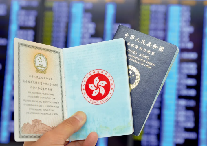 Hong Kong authorities cancel passports of six pro-democracy activists with bounties in 🇬🇧

hongkongwatch.org/all-posts/2024…
