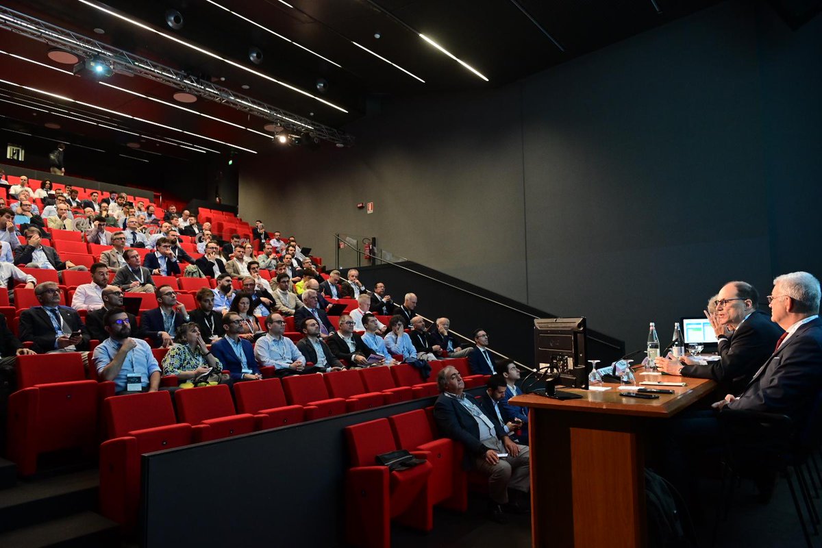 #ANFIA’s General Director, <a href="/gianmarcogiorda/">gianmarco giorda</a> , participate in the #CO2Conference2024’s opening by thanking Sponsors and Technical and Istitutional Partners and introducing what ANFIA has been doing to support Italian Automotive Companies to face Energetic Transition challenges!⚡