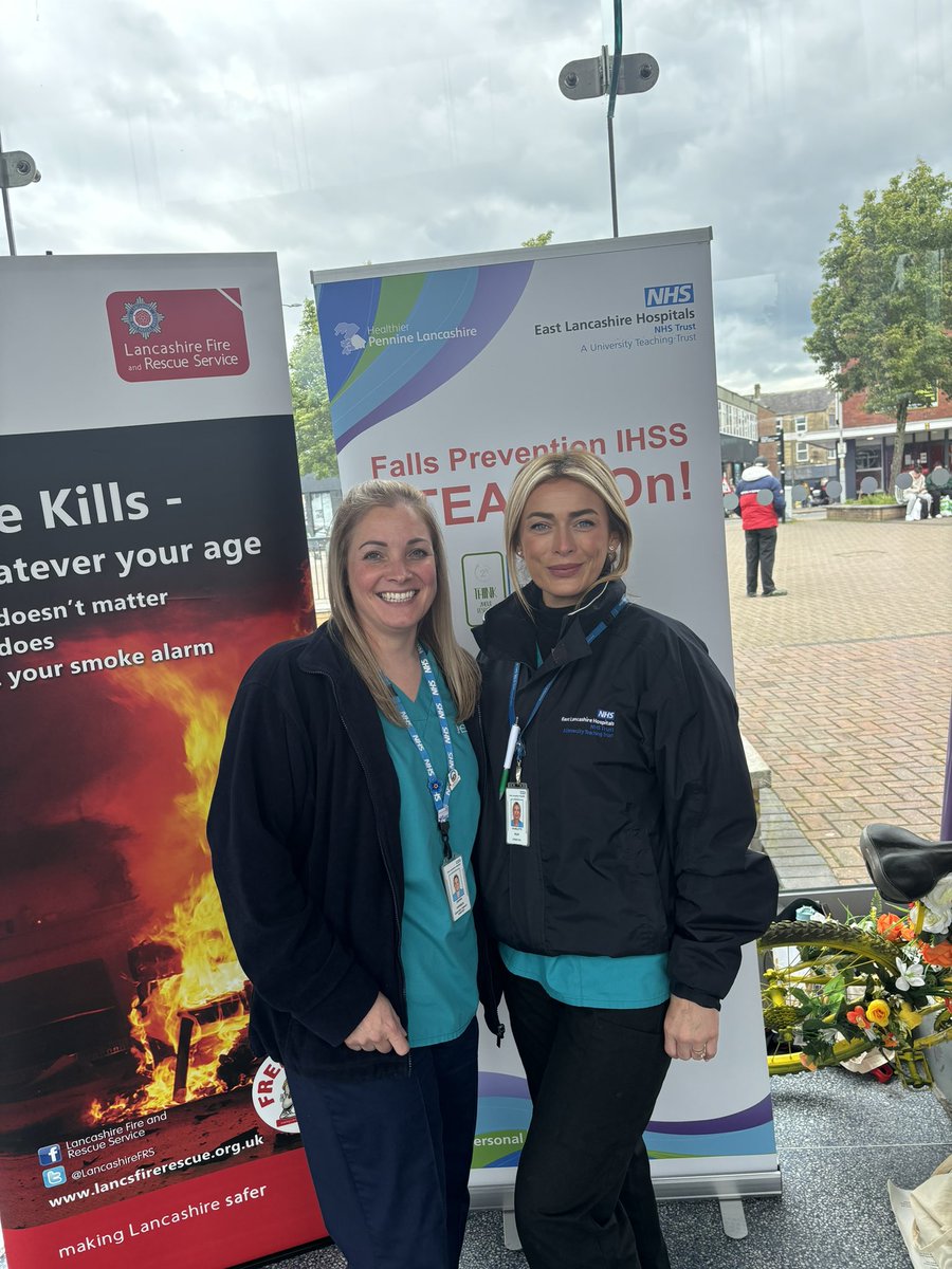 ELHT STEADY On!- Falls Prevention (@elht_on) on Twitter photo We had a busy day in the Burnley community on Monday!
Thanks so much to @burnleybusstation βοΈ#collaboration <a href="/Cicdivision/">CIC- Integrated teams @ELHT</a> #legsmatterweek <a href="/BurnleyFire/">Burnley Fire Station</a> <a href="/LancashireFRS/">Lancashire Fire & Rescue Service</a> #fallsprevention #ferrules <a href="/ELHT_NHS/">East Lancashire Hospitals NHS Trust π</a> <a href="/ELHTComms/">#ELHTCommsHeroes π</a> We had a busy day in the Burnley community on Monday!
Thanks so much to @burnleybusstation βοΈ#collaboration <a href="/Cicdivision/">CIC- Integrated teams @ELHT</a> #legsmatterweek <a href="/BurnleyFire/">Burnley Fire Station</a> <a href="/LancashireFRS/">Lancashire Fire & Rescue Service</a> #fallsprevention #ferrules <a href="/ELHT_NHS/">East Lancashire Hospitals NHS Trust π</a> <a href="/ELHTComms/">#ELHTCommsHeroes π</a>