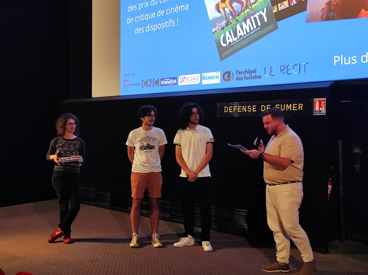 Hier au cinéma Select de Sélestat avait lieu la remise des prix du concours de critique cinématographique organisé par le RECIT et par le rectorat de Strasbourg. Un grand bravo aux élèves de primaire, aux collégiens, aux lycéens lauréats et à leurs enseignants !