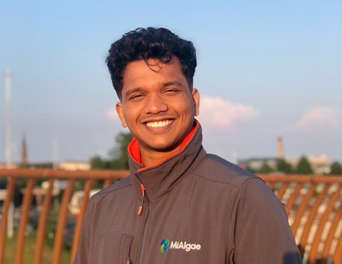 Rishivanth has his sights set on a career in biomanufacturing following his MSc:
ibioic.com/case-study-dat…

Apply now for our #MSc in #industrialbiotechnology:
strath.ac.uk/courses/postgr…