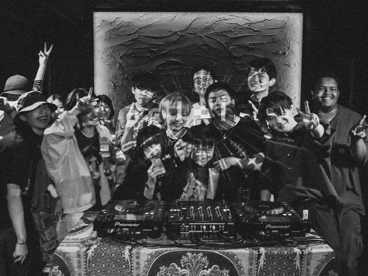 ___Nomoto___'s tweet photo. JOiRiDE @_JOiRiDE_ 
LIVE act もDJも100%フルパワーでぶつかってて最高のパーティ。 https://t.co/suI1TkpFJy