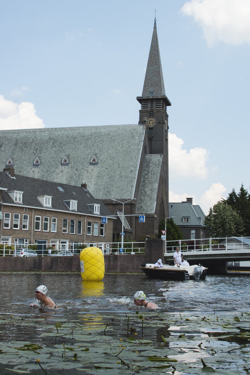 De inschrijving voor Speedo Swim-in Leiden 2024 is gesloten! Zondag duiken honderden zwemmers in de Maresingel. 🏊‍♀️
Wil je alsnog meedoen? Je kunt je ook zondag nog inschrijven voor de 250m en 1000m prestatietochten én de 4x 100 estafette.

#Leiden #singelpark #huigpark #zwemmen