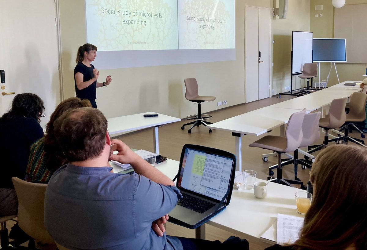 CSSM (find us at cssmicrobes.bsky.social) (@cssmicrobes) on Twitter photo CSSM PhD School 2024 kicks off with an introductory talk by <a href="/SallaSariola/">Salla Sariola</a>! We are thrilled to welcome 15 doctoral researchers in Helsinki and look forward to learning with and from the next generation of microbial scholars in the coming three days. CSSM PhD School 2024 kicks off with an introductory talk by <a href="/SallaSariola/">Salla Sariola</a>! We are thrilled to welcome 15 doctoral researchers in Helsinki and look forward to learning with and from the next generation of microbial scholars in the coming three days.