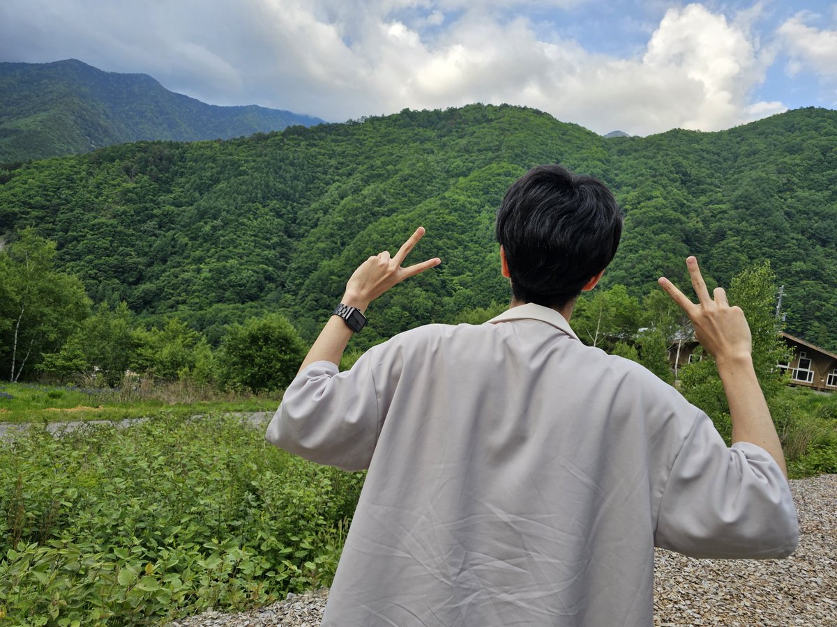 キャンプに来てるぞ！
写真は凪さん