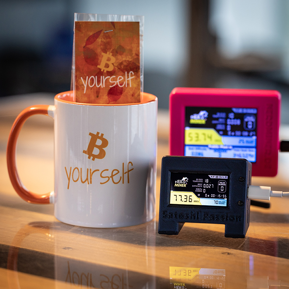 Danke für die tolle Collab Julius &amp; Timo! 🙏Unser Satoshi Passion Nerdminer als Special Edition in Future Dusk ist da ! 🌌 This is only the beginning! 🪄 @nerdminer @onebetterzero

#Bitcoin #Nerdminer #FutureDusk #BTC #MiningMagic #satoshipassion