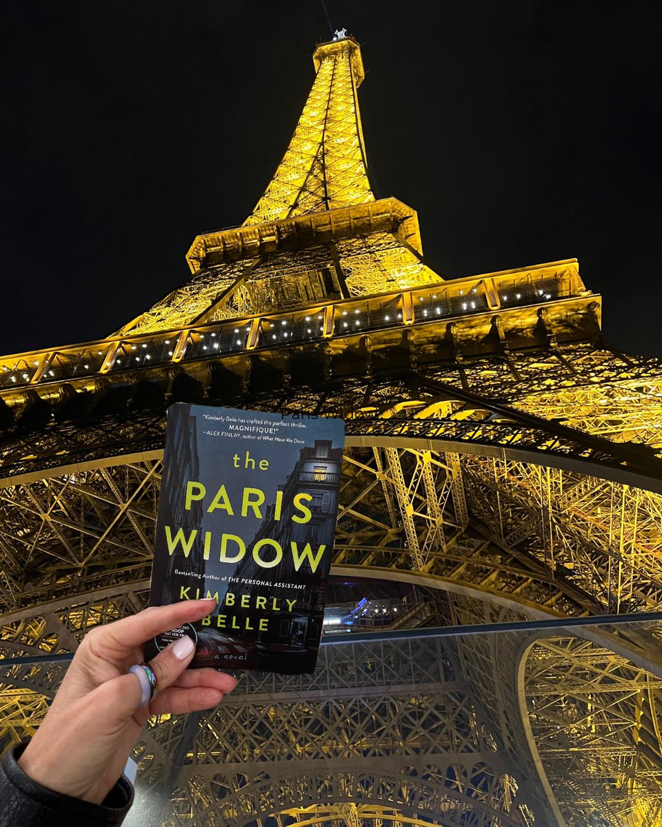 Out now! Wishing a very happy (slightly belated) publication day to the fabulous @KimberlySBelle x