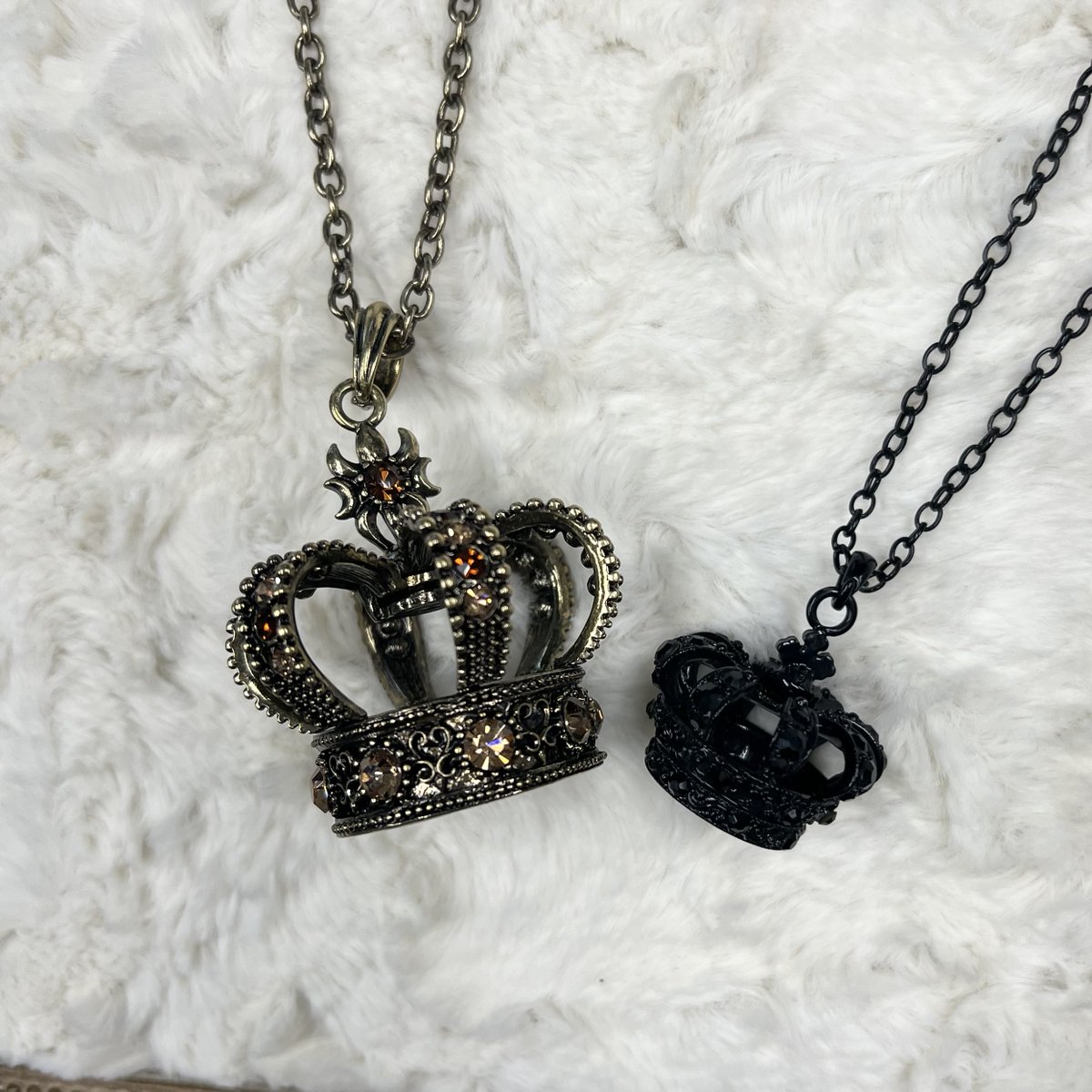 ?王冠ネックレス再入荷しました? ?再入荷? ♡ゴールド・クリスタル 