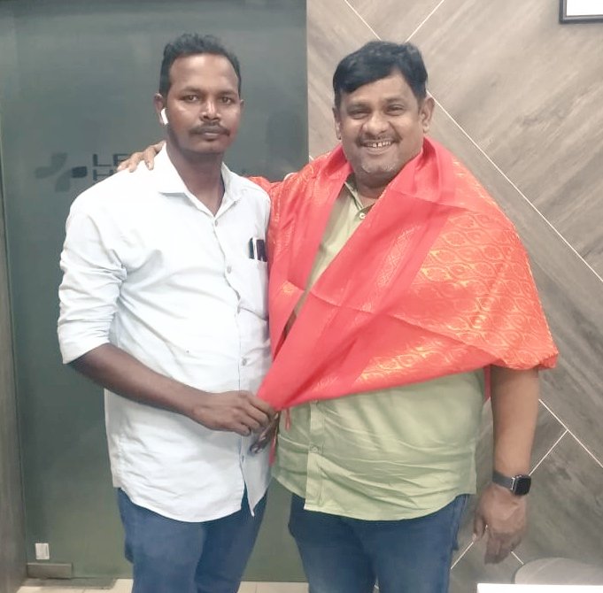 ErPrabakaran_BE's tweet photo. #June_12
Sterday Birthday wishes to My beloved Brother DMK Medical Wing salem district secretary & founder of L.R hospital theevatippatti Dear Dr.L.Arul Annan @arullaxman2 Avl...❤️
@Dr_Ezhilan @DrKanimozhiSomu @doc_Rohan09 https://t.co/YXTyvHGzXT