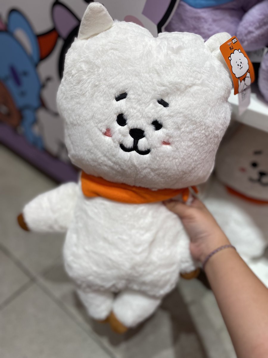 7yunimo's tweet photo. JIN JIN JIN WELCOME BACK💜🥹
finally after a long time miss u
walaupun tidak bisa lihat live
beli merch BT21 nya dulu di miniso🥹💜

semoga 2025 bisa nonton kalian #WelcomeBackJinWELCOME #Jin #RJ #BT21 #WelcomeBackJin #BTS https://t.co/eLeSPGnlGu