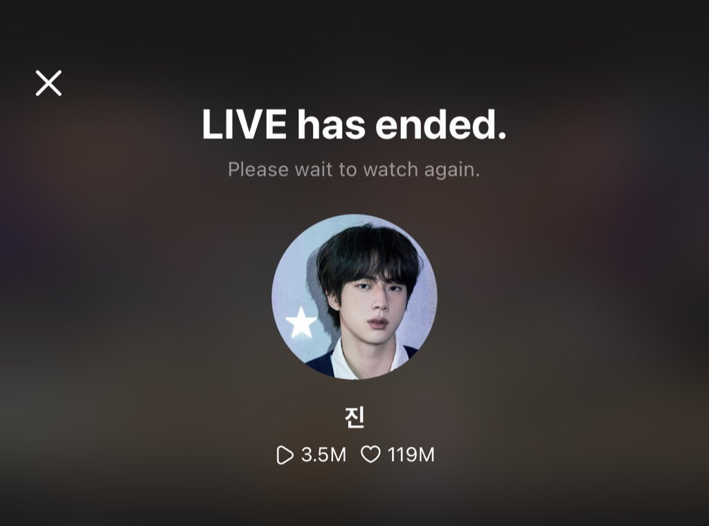 _BTSMoments_'s tweet image. leave a "THANK YOU JIN" if you witnessed the #Jin's first weverse LIVE after discharge...🫶🏻
