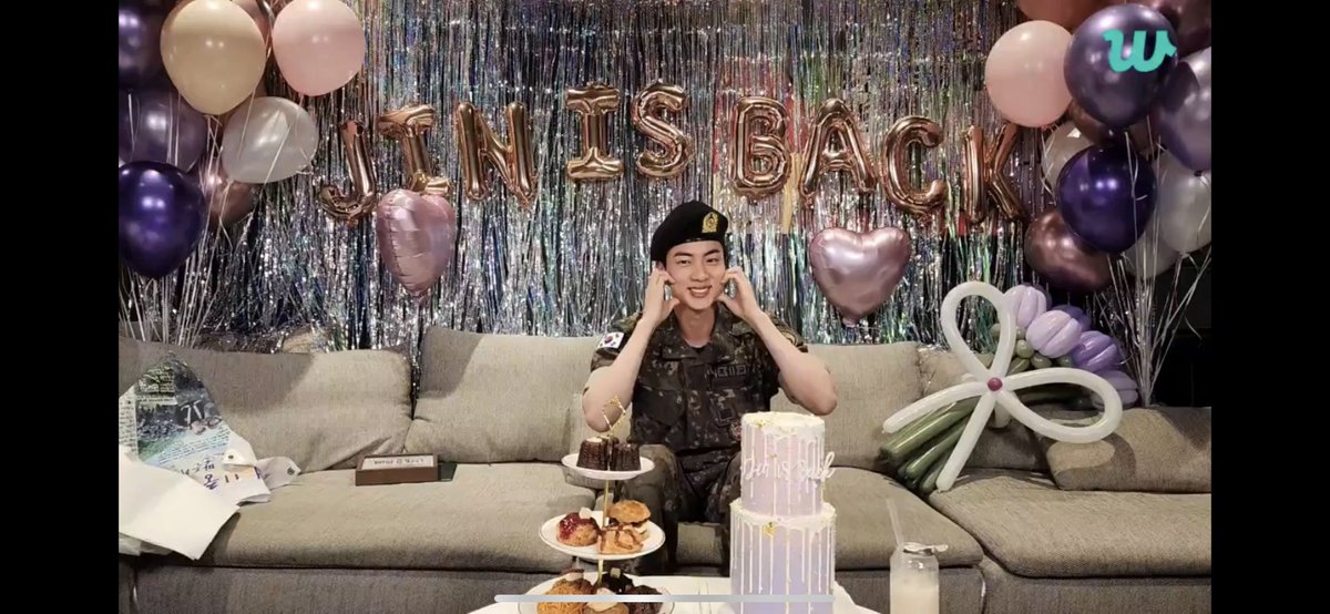 jenina30's tweet photo. Happy JINdependence Day😭💜 (i should start to slowly go back to twt as well🤞🏼) https://t.co/BUoJeBa8vC