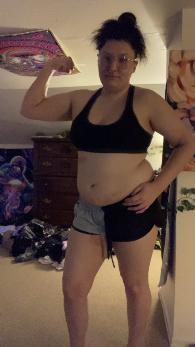nyctfit's tweet photo. Day 17 of body recomp! #fitness #fitnessjourney #womenwholiftheavy https://t.co/Nv6dBRBxKp