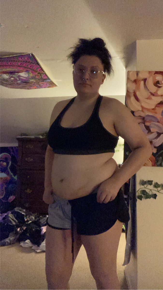 nyctfit's tweet photo. Day 17 of body recomp! #fitness #fitnessjourney #womenwholiftheavy https://t.co/Nv6dBRBxKp