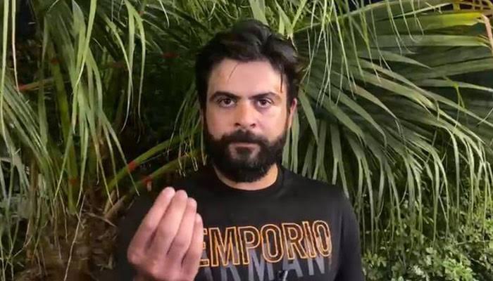 slaveofallah002's tweet photo. Mediocre t20 Oppener
Neither he can give u stability nor can strike big....
#VsAus
Runs 20 avg 5 SR 46
#VSEng
RUNS
36 Avg 12 SR 120
#Vsindia
83runs @ 20. SR. 102
#VsNz
242 @ 24 SR. 119
#VsSA
85 @ 17. SR 132
#VsSL
173 Avg 17 Sr. 89 https://t.co/XRzSQpLzPy