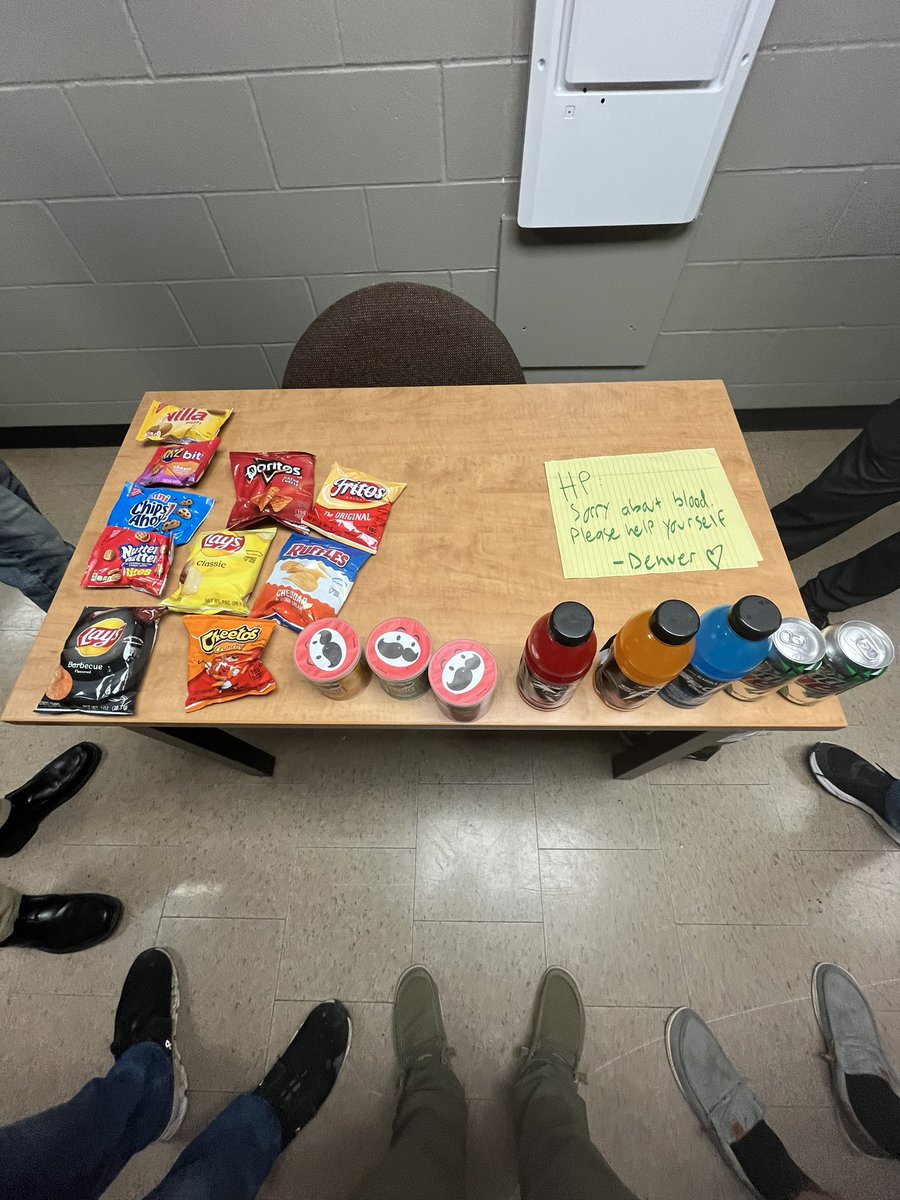 NDBSHonolulu's tweet photo. Officially confirmed, Denver has been bribing the inspectors in order to get better placement. https://t.co/uN9tP6L2G6