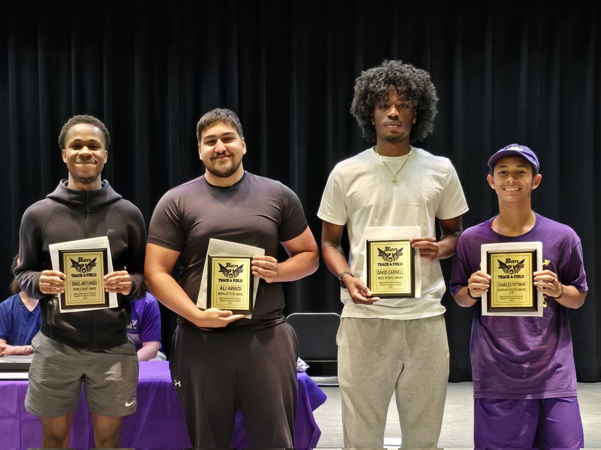 BDtrack's tweet photo. Our BD Track Special awards!
Congrats to our BD Purple Heart Award winner Israel Awoyungbo &amp; BD Mental Attitude Award winner Ali Awadi!
David Carnell carried the workload this season, earning the Most Points Award.
Charles Pittman earns the BD Track Student-Athlete award! https://t.co/OS8pWIhjeg