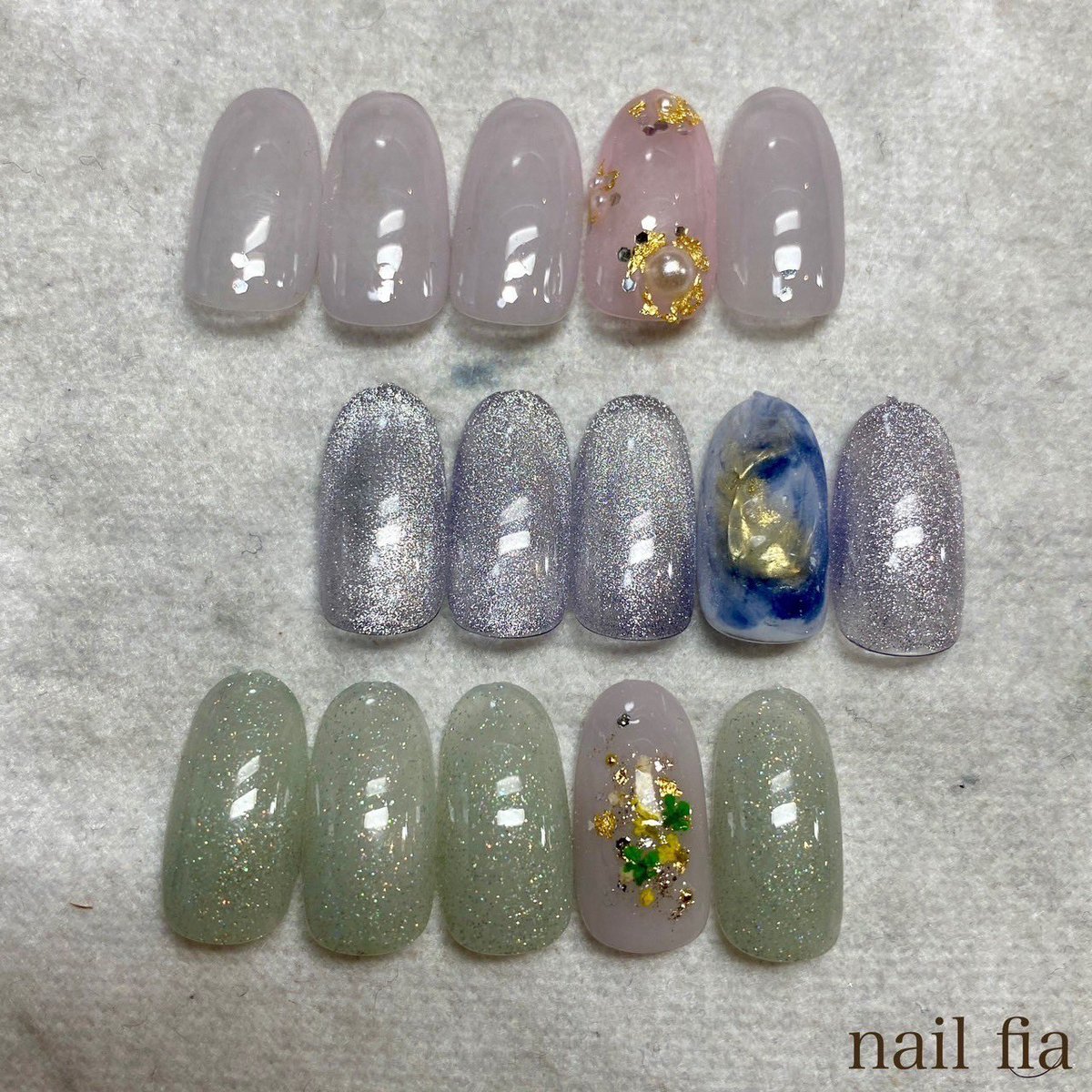 NailFia's tweet photo. 杉戸町のネイルサロン
NailFiaです。
毎月変わるイチオシデザインオフ込み5500円〜が大人気‼️
6月のデザインはこちら
↓↓↓ https://t.co/Fy1rmpgRDQ