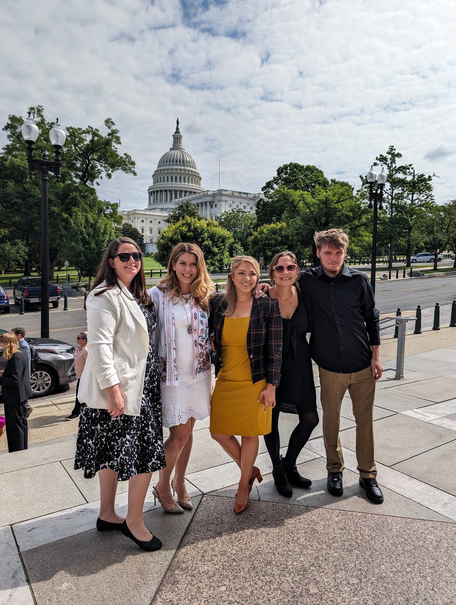 So glad to be in DC with such a great crew!  @OneLawma <a href="/aosimmons_law/">Amanda Simmons</a>  <a href="/itscarolinecole/">Caroline Cole</a> <a href="/Lil_Frisk209/">AlkalineTechOfficial</a>