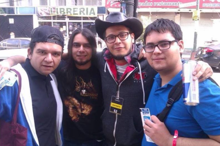sr_valo's tweet photo. Que triste...
Que feo...

Pero se vivió!!
Se gozo!!
Y se disfruto!!

Siempre fue un sueño y estuvo chingon mientras duro, suerte a todos, que vengan más y mejores cosas para todos!! https://t.co/6ajF1Cm3fr