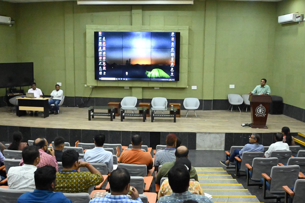 OfficersRevenue's tweet image. The Certification Program on Modern Survey Methods has been successfully completed @OfficersRevenue. Congratulations to all Revenue Officials who participated in this Training Program #SurveyMethods #RevenueTraining #Innovation