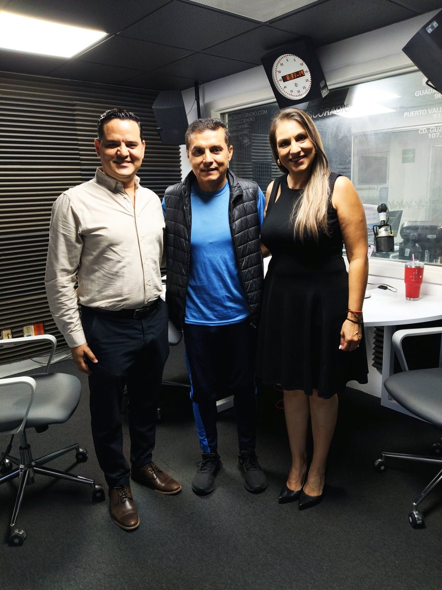 Gracias por la invitación <a href="/JaliscoRadio/">Jalisco Radio</a> para platicar sobre reforma laboral y servicios del <a href="/CCLJalisco/">CCL Jalisco</a> 
Escúchalo aquí open.spotify.com/episode/1hxXdl…