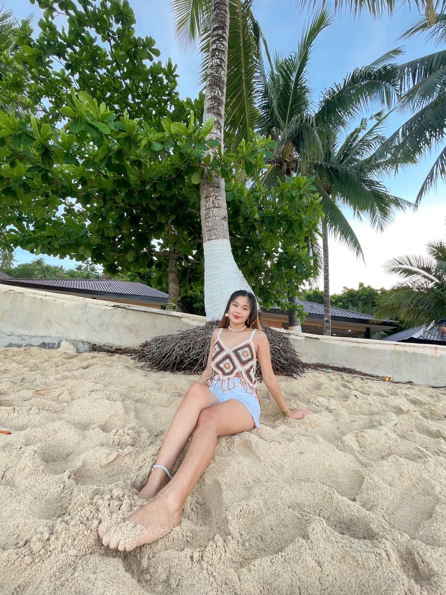 zeahdomider's tweet photo. 90% happy, 10% burnt🌊🐚🌴 https://t.co/NzJaQFk6JW