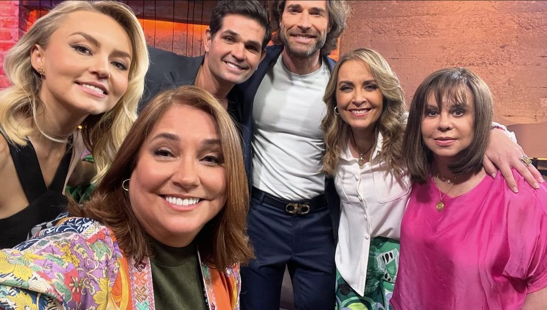 Boyerulli_Fans's tweet photo. “Que maravilla contar con estos grandes y talentosos” @Anboy88 @sebastianrulli 📸 auroravallel https://t.co/3VvZCWCnva
