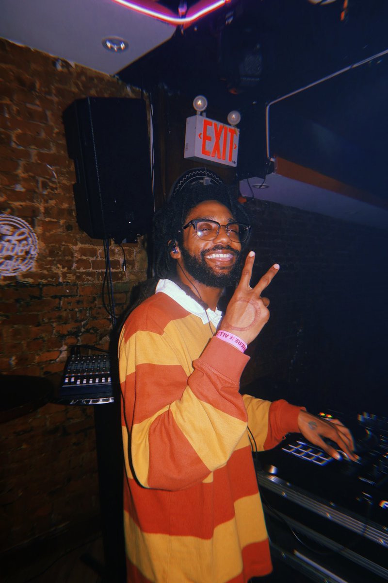 @ContactTokyo tweet media