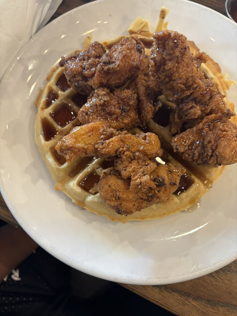 RecklessDonn's tweet photo. idk i been eatin a lil too good lately 🫠 https://t.co/wQoaU3mNUK