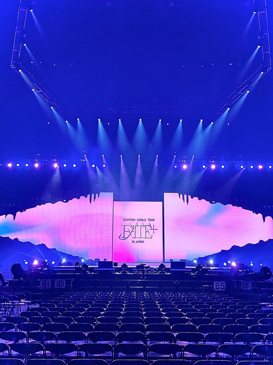 Sunghoon tweet media