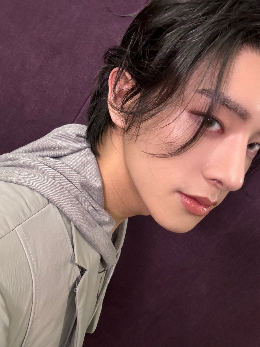 jafkesim's tweet photo. Also, I know many of you have been asking me to tie my hair, and yes, I did it for the last time today. https://t.co/uXZ8zlppek