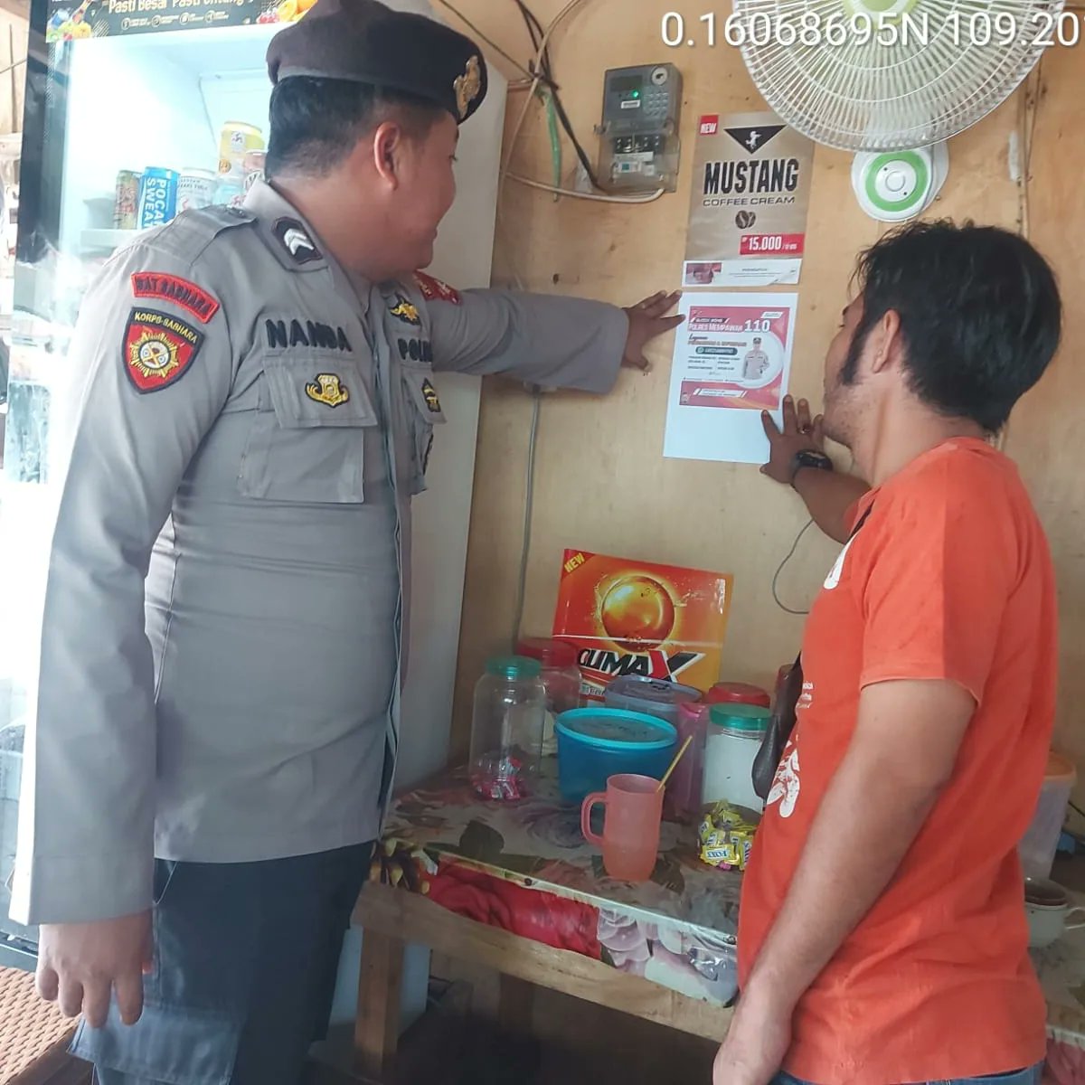 PSegedong's tweet photo. Quick Wins Polres Mempawah 110
Layanan Pengaduan dan Informasi " 081258889110 "
" Kami siap melayani Masyarakat Kabupaten Mempawah" 
#polripresisi2024 
#polriresponaduan
#humaspolresmempawah 
#WAKapolres
#polresmempawahbestari https://t.co/xi9e6EvK2v