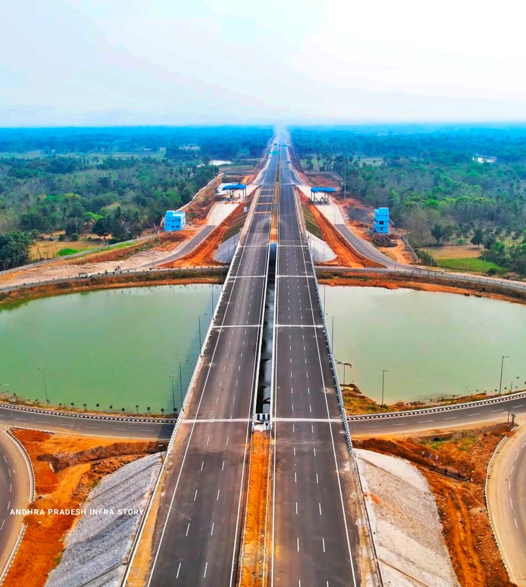 APInfraStory's tweet photo. 🔸Visakhapatnam - Raipur Expressway Andhra Pradesh Package Works Are In Progress 🛣️

#AndhraPradesh #Expressway #Visakhapatnam #Raipur #APNewRoads #APInfraStory https://t.co/nc8WMCncQy