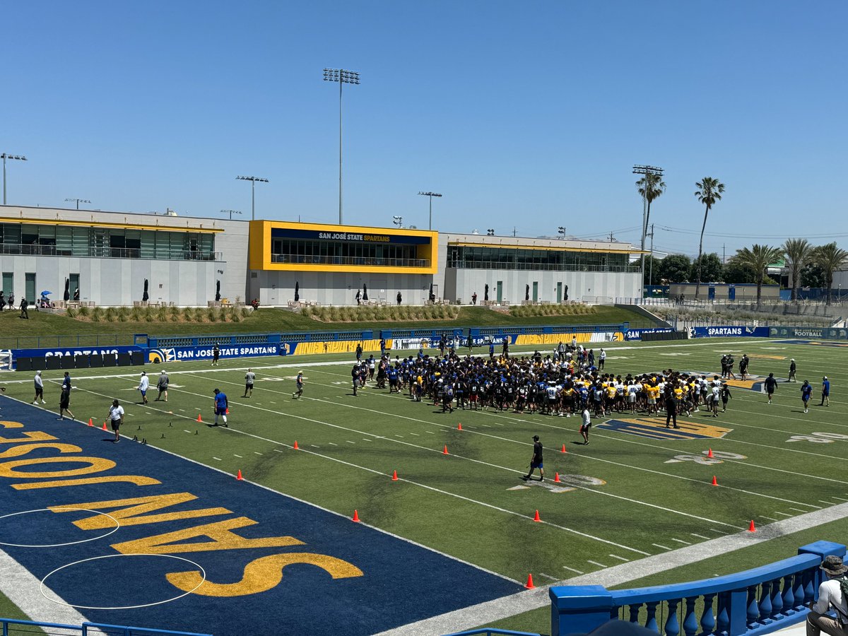 Thank you <a href="/SanJoseStateFB/">San José State Football</a> for hosting the South Bay Showcase yesterday, my <a href="/LHSCOWBOY_FB/">Livermore Football</a> teammates and I had a great camp!
<a href="/ken_niumatalolo/">Ken Niumatalolo</a> <a href="/CoachStutzmann/">Craig K. Stutzmann</a> <a href="/WillTurpin5/">Will Turpin</a> 
<a href="/westcoastpreps_/">West Coast Preps</a> <a href="/quarterbackmag/">Quarterback Magazine</a> <a href="/Coach_Corral/">ʝʊǟռ ƈօʀʀǟʟ</a> <a href="/coachjimvert/">Jim Vert</a> <a href="/theajcarey/">AJ Carey 2026 (UNCOMMITTED)</a> @KamarriRobinso