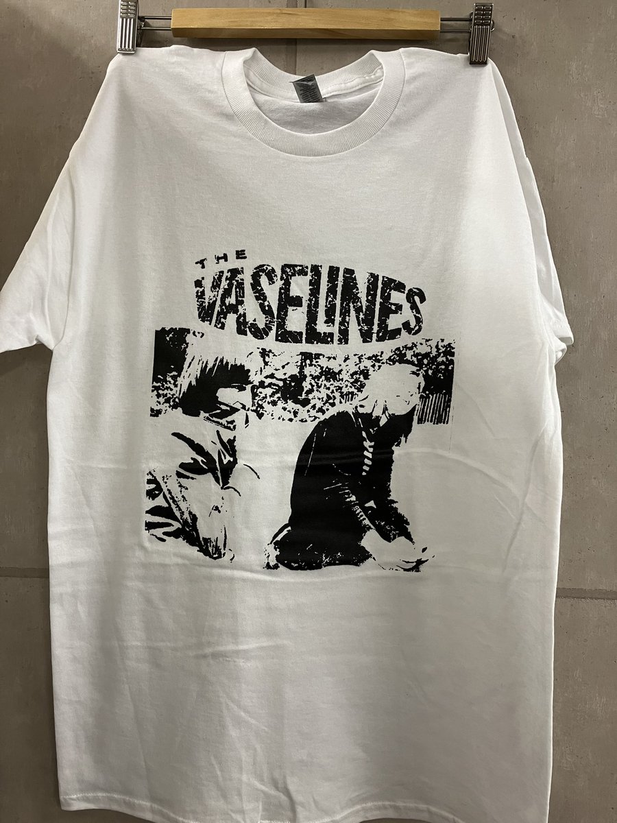 highvoltagesho2's tweet photo. 新入荷アイテム
the Vaselines
3,740  intax

https://t.co/KF2oeeKjN3

#theVaselines 
#ヴァセリンズ
#新入荷

#bandtee
#rocktshirt
#indierock #インディーロック
#ロックt #ロックtシャツ
#バンドt #バンドtシャツ
#バンドtee #バンtコーデ
#洋楽好きな人と繋がりたい https://t.co/facuVBW10Q