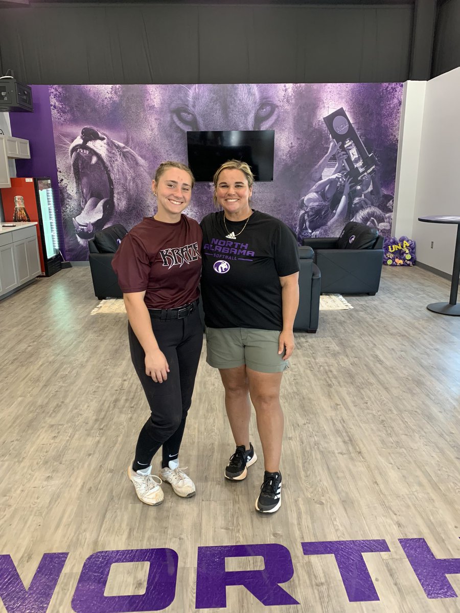 BellaCross2027's tweet photo. It was a great day @UNASoftball
thanks Coach @Acozart44
and Coach @CoachHawkinsUNA for a great Camp! Always fun with yall! ♥️🥎 @LCHSSoftball2 #wontbeoutworked @coachnman5 @Kraze2026 @KrazeSoftball https://t.co/I1CzFV8JRZ
