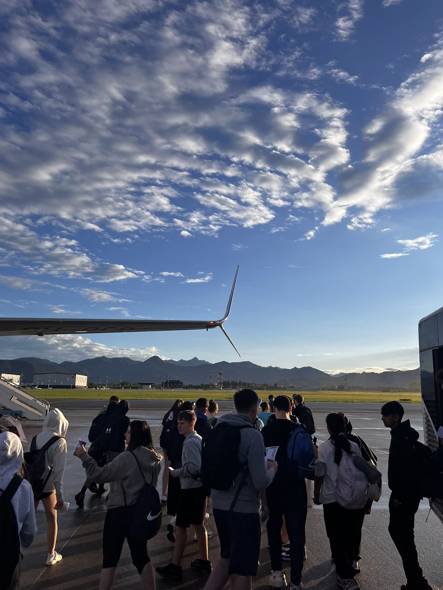 Mr Gallacher tweet media