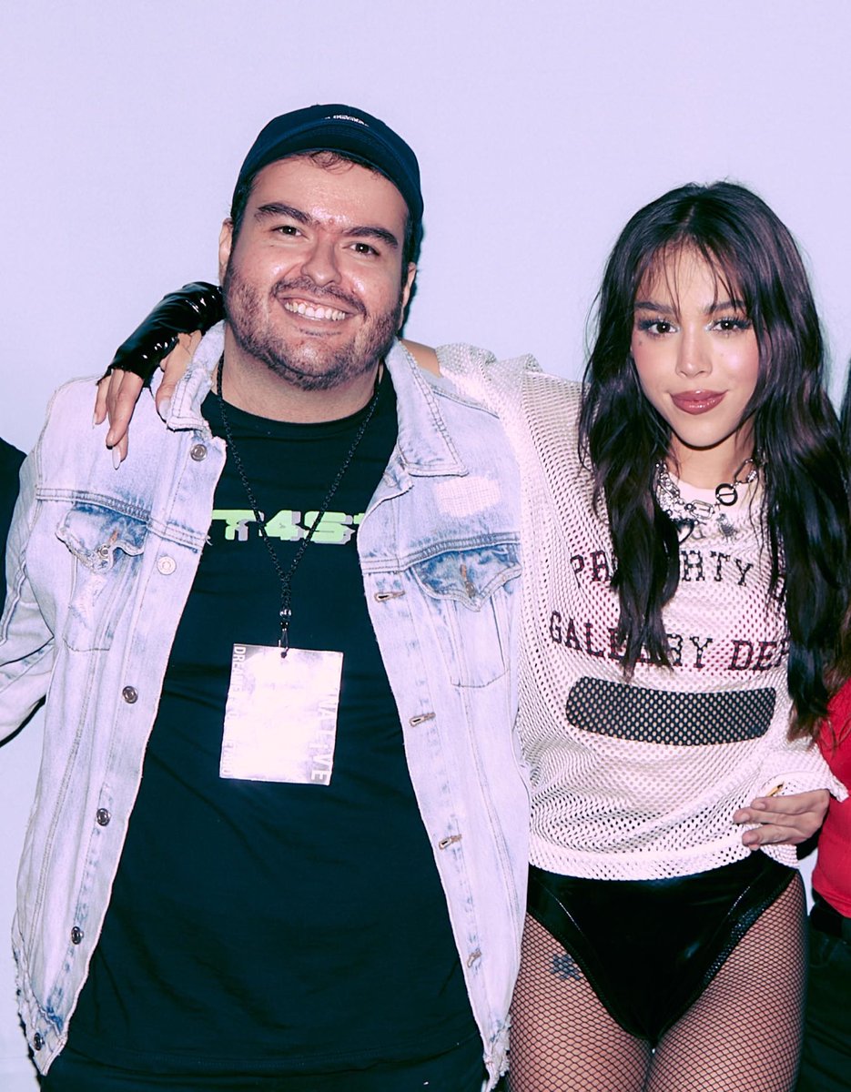 rodrilanda's tweet image. CHASING BIG DREAMS ⭐️

Fue un sueño… el concierto, el abrazo tan lindo, muchas gracias @dannajustdanna por la noche tan mágica y por ser tan linda siempre! ✨💖 loviu! 

08/06/24✨

#DANNA #DANNALIVE #DANNALIVEQUERÉTARO #CHILDSTAR