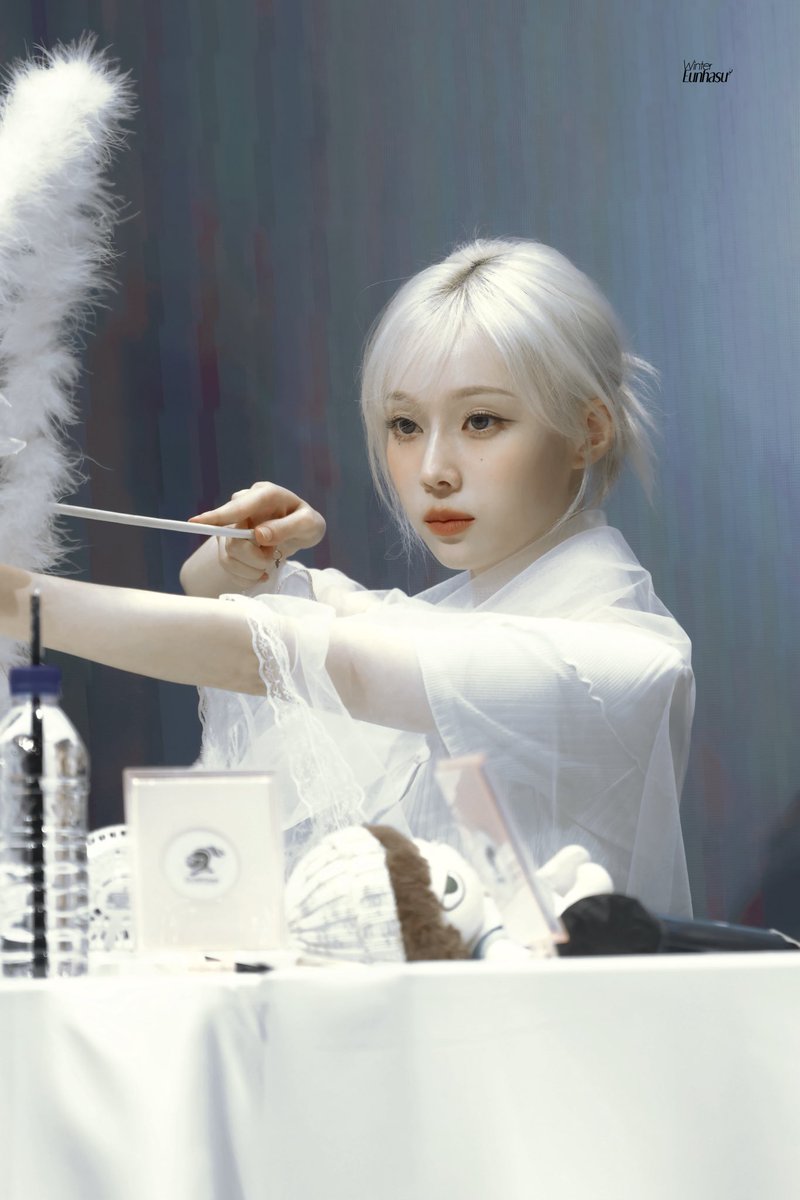 WinterEunhasu's tweet photo. 240608

🏹

#윈터 #WINTER #김민정 #에스파 #aespa https://t.co/TrtTFM8OM8