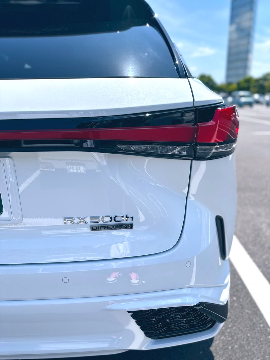 ryu_0224's tweet photo. LEXUS RX500h F SPORT Performance
納車されましたぁぁ㊗️🎉
マクレビとパノラマルーフ満喫しちゃいます☺️
今回も無事故でよろしくぅぅ✨️ https://t.co/DegnuBQtyX