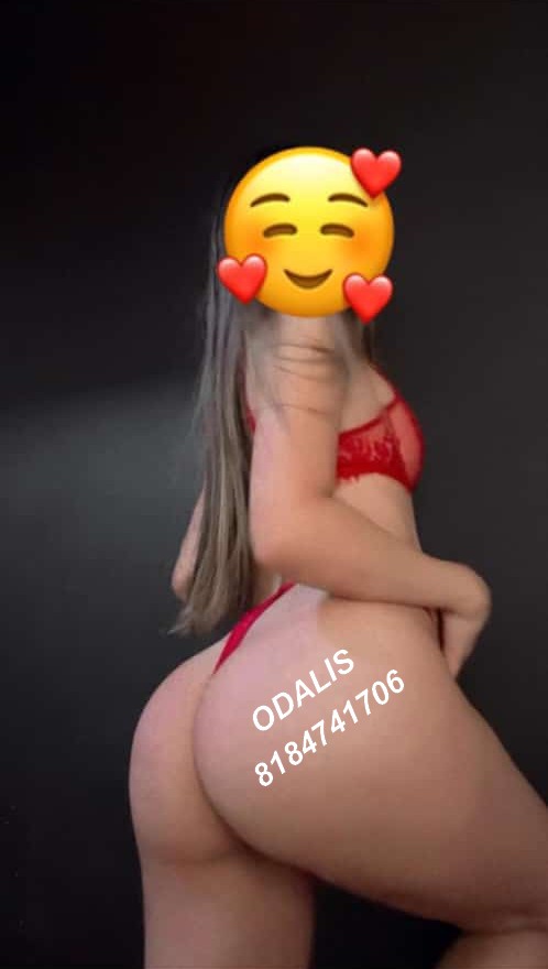 Odalismty's tweet photo. Lady in red 
Siguelos
@Estef_amour
@PadroteRegio
@RubiBridei
@mty_rt https://t.co/Q756cVExfk