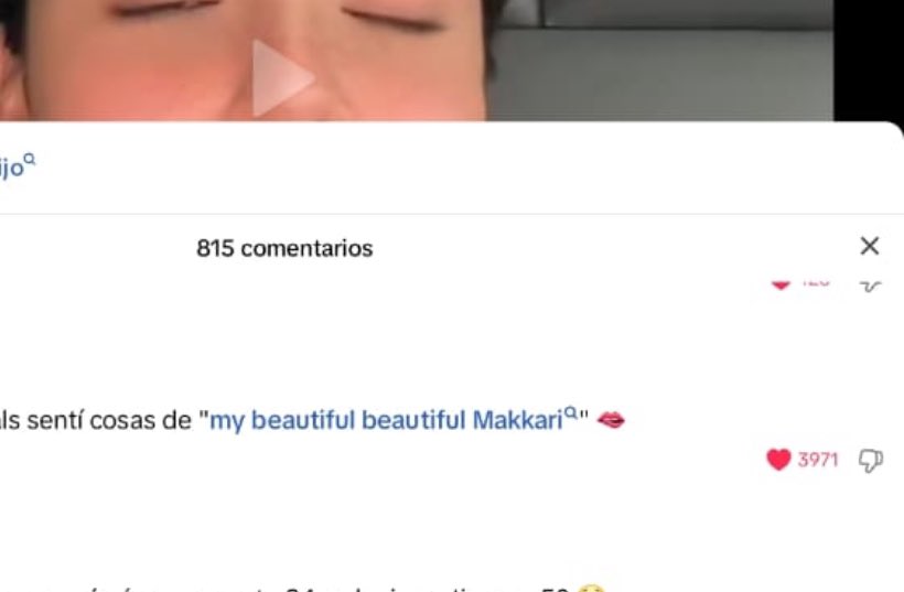 ⠀⠀⠀⠀              ⠀⠀⠀⠀⠀

⠀⠀⠀⠀                🪓 Hachita.‹3  :
Yo con este gif soy esto, amistades, esto: 

⠀