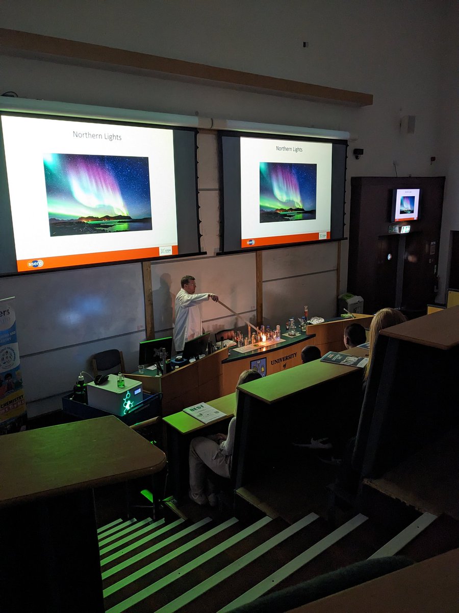 UofG Chemistry Outreach Group tweet media