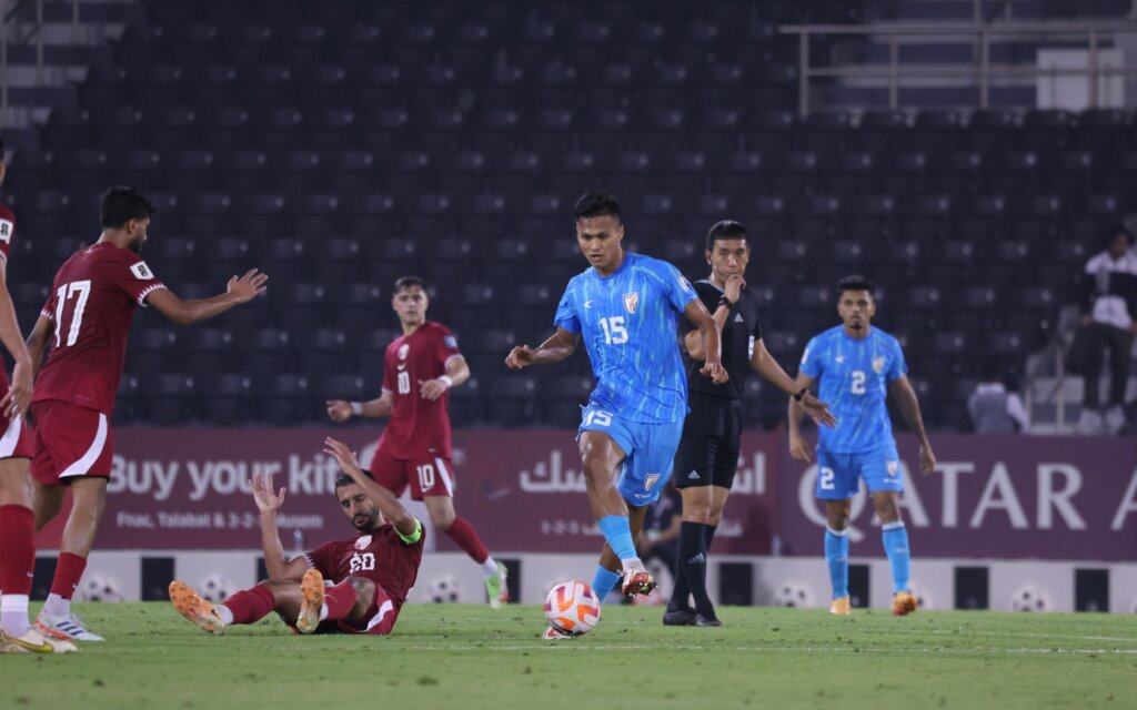 playmakerind's tweet image. 🇰🇼vs🇮🇳-1-0 
🇮🇳vs🇶🇦-0-3
🇮🇳vs🇦🇫-0-0
🇦🇫vs🇮🇳-2-1
🇮🇳vs🇰🇼-0-0
🇶🇦vs🇮🇳-2-1
6 matches 5 points (instead of 8-10 possible points)
Yes we were robbed! but we were robbed way before the Qatar match by our own team&apos;s gameplay and tactics! lets accept we are not &quot;GOOD ENOUGH&quot;
#IndianFootball