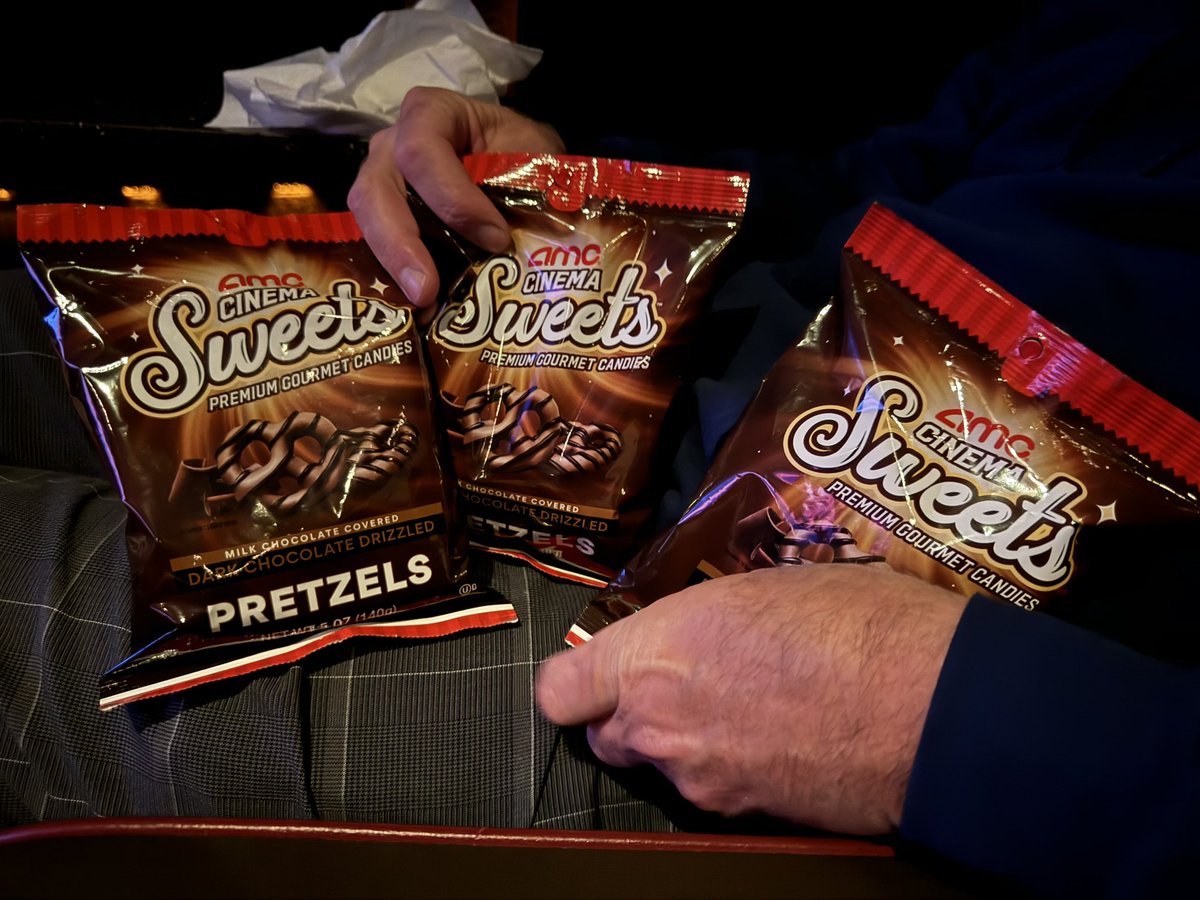 mckennains's tweet photo. @Wezryan hoarding… but that chocolate and the salt on the bottom 💞 https://t.co/cCNmjJPwFa